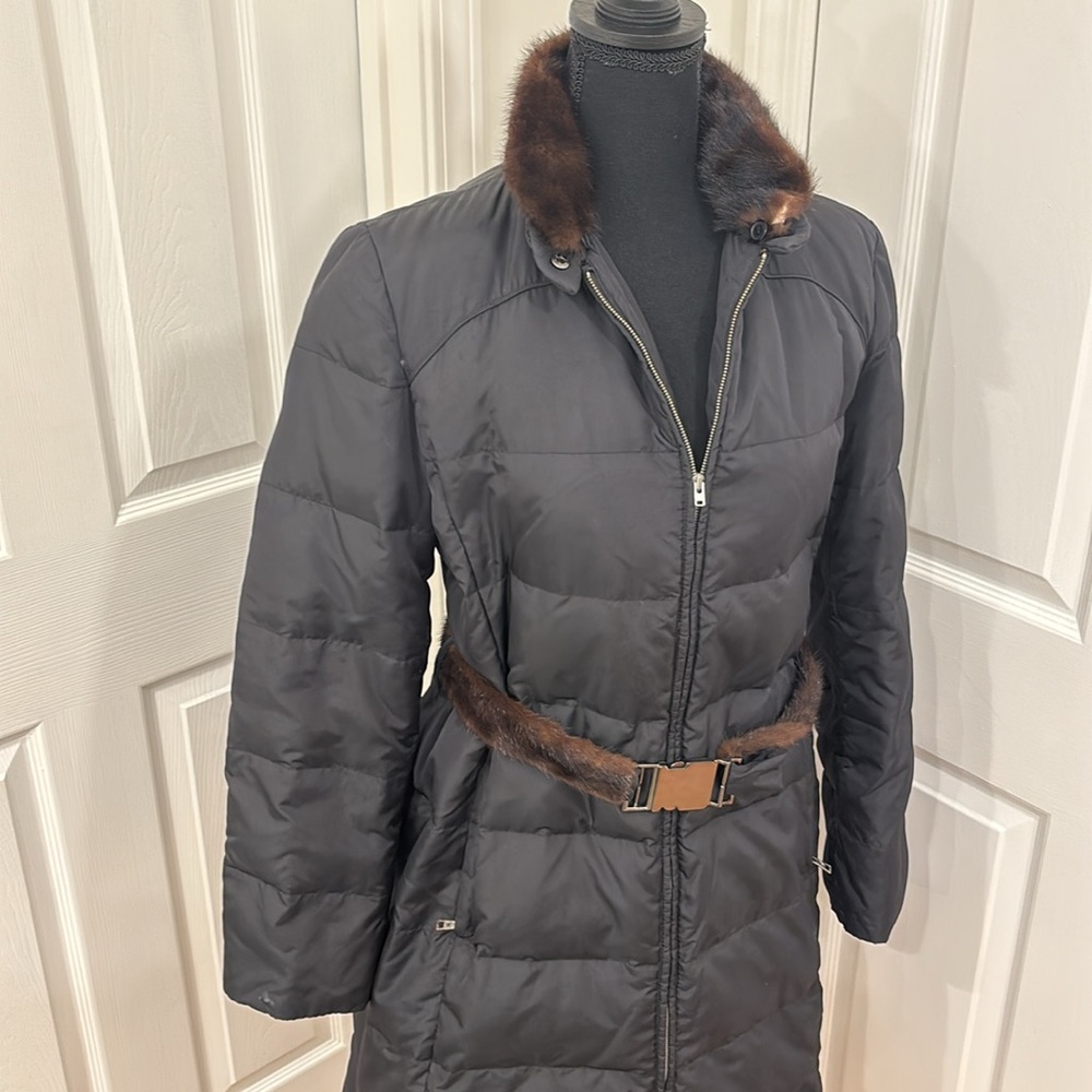 MaxMara Weekend Black Puffer Winter Coat Jacket with Fur Trim Women’s size 6 - Picture 3 of 12